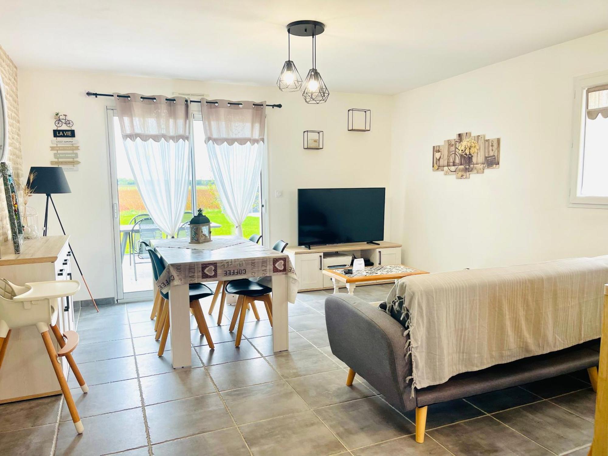 Petite Maison Au Calme Poupry Luaran gambar
