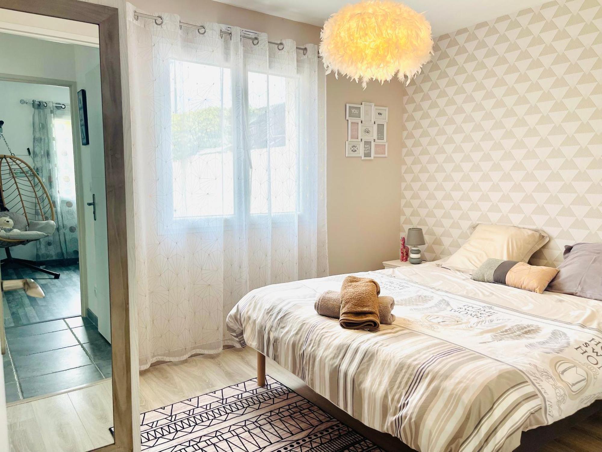 Petite Maison Au Calme Poupry Luaran gambar